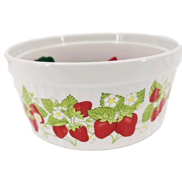 Vintage Action Strawberry Bakeware Stoneware Ramekin Bowl Dish 8" Japan - Picture 1 of 11
